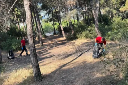 Mudanya’da MAK ekipleri Güzelyalı Çamlıbel’de temizlik yaptı
